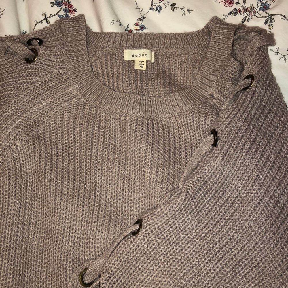 SWEATER